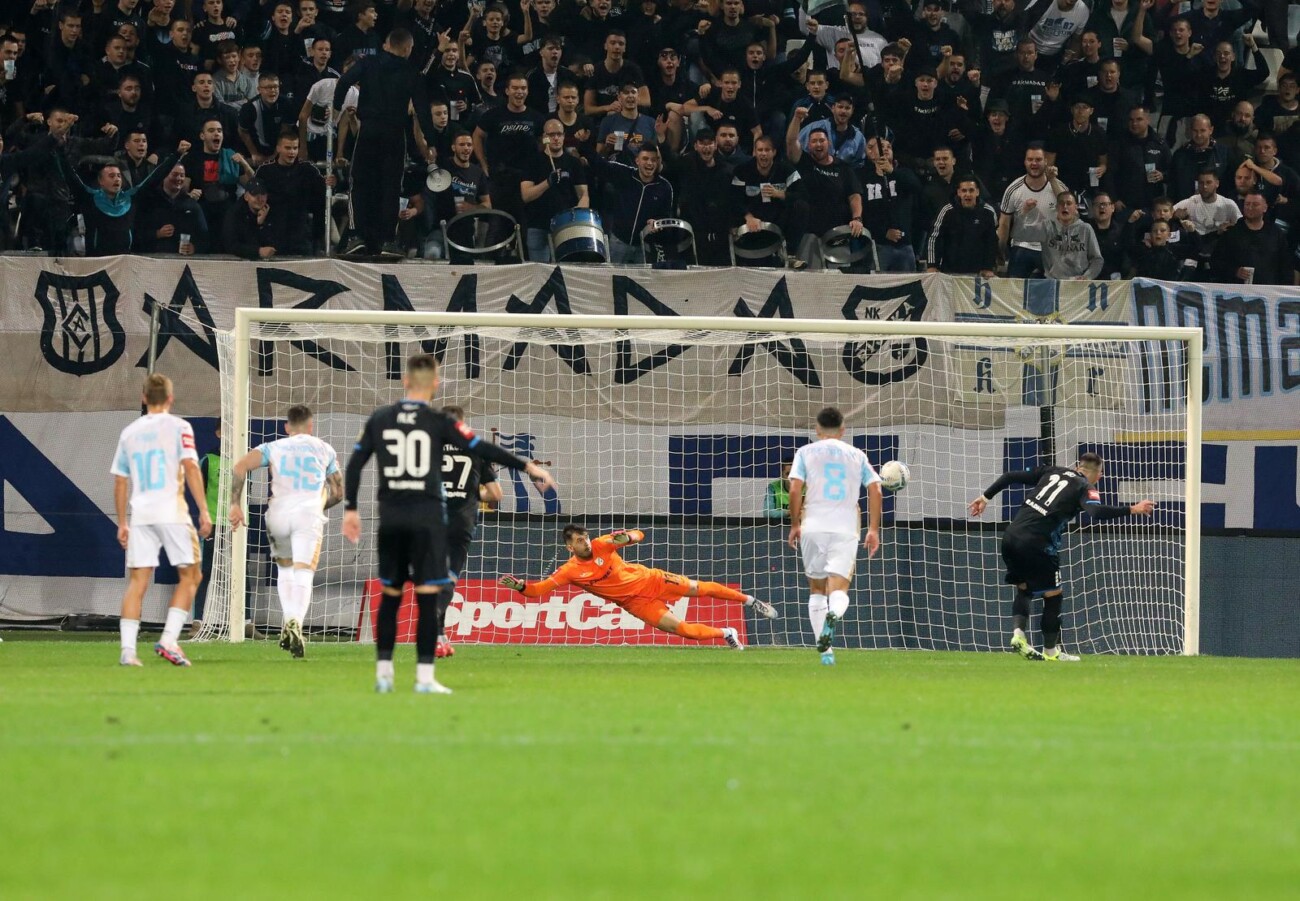 Rijeka: Rijeka i Varaždin susreli se u 11 kolu SuperSport HNL-a Rijeka: Rijeka i Varaždin susreli se u 11 kolu SuperSport HNL-a