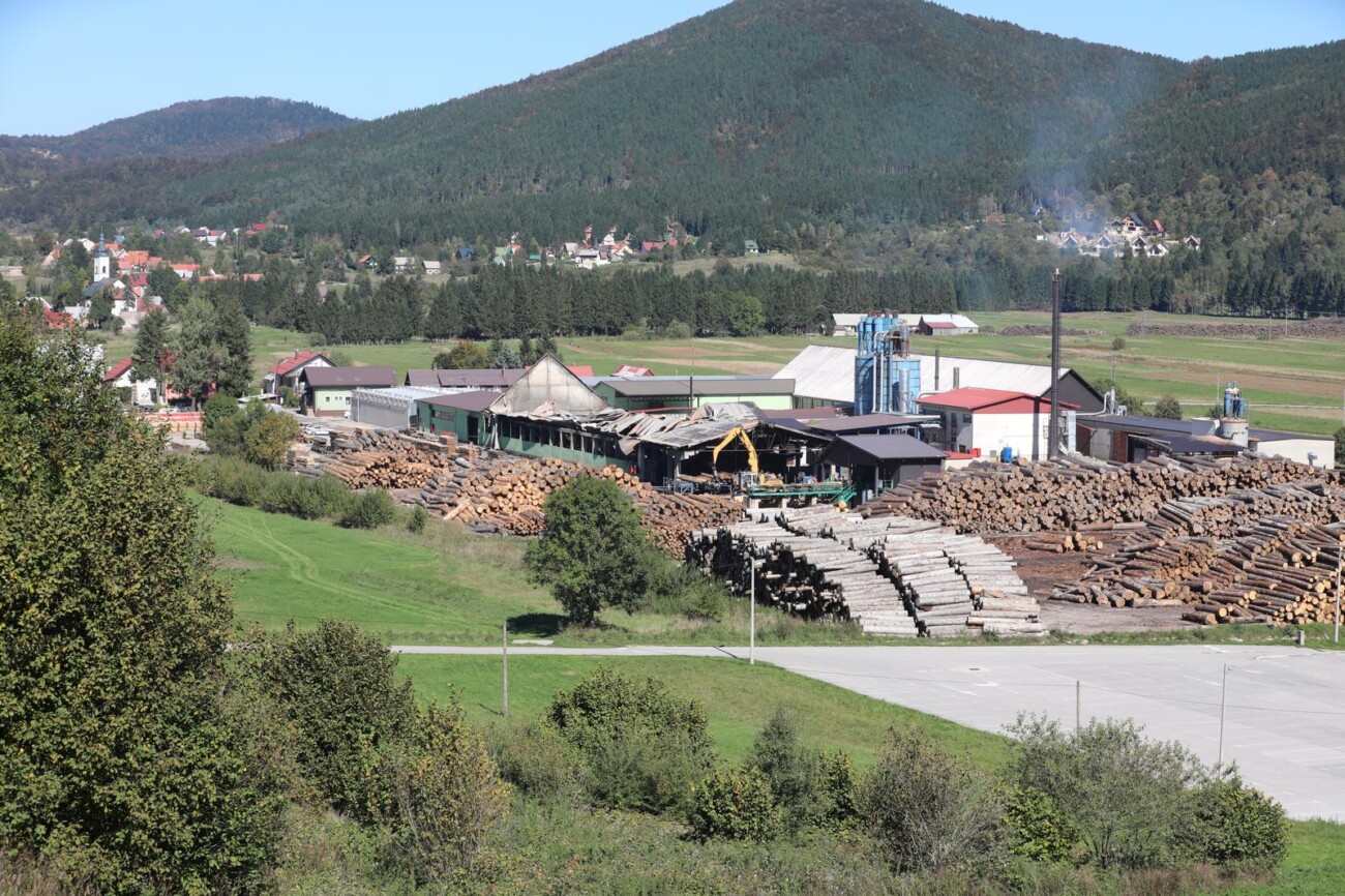Mrkopalj: Policijski o?evid u izgorjeloj pilani Mrkopalj Mrkopalj: Policijski o?evid u izgorjeloj pilani Mrkopalj