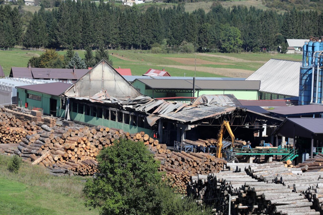 Mrkopalj: Policijski o?evid u izgorjeloj pilani Mrkopalj Mrkopalj: Policijski o?evid u izgorjeloj pilani Mrkopalj