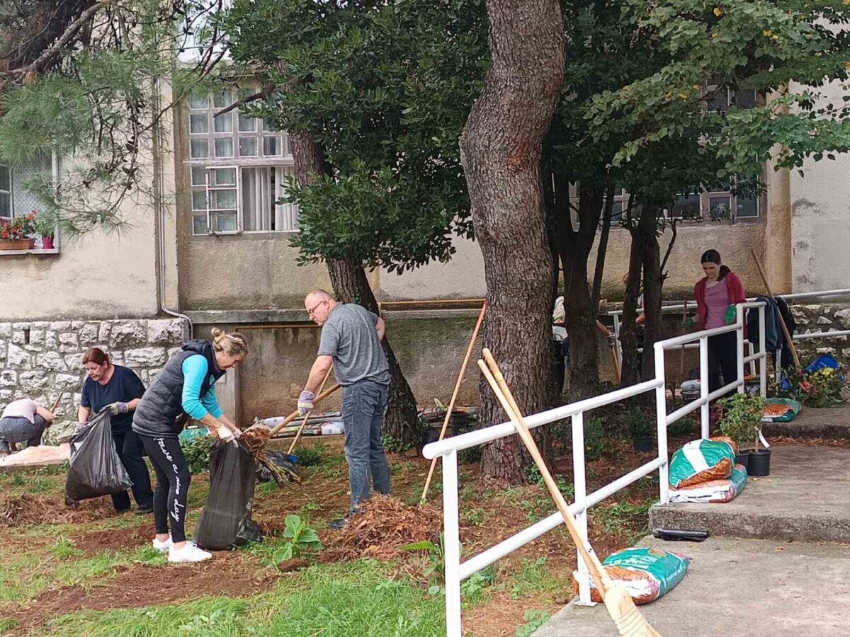 RPLP-Park-dobrosusjedskih-čišćenje-terena