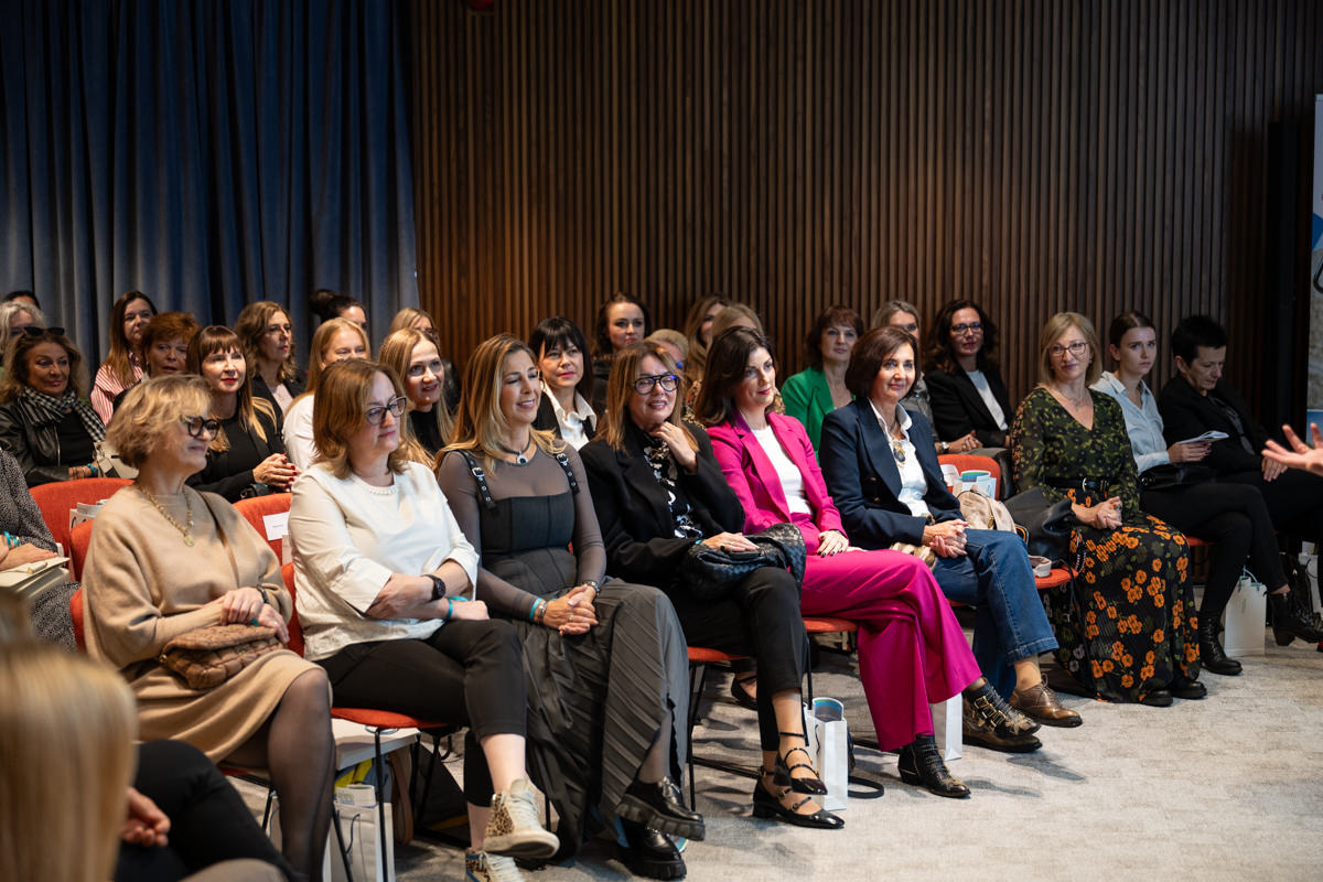 Foto Luigi Opatija, Konferencija Žene od A do Z, Hotel Ke8ght O