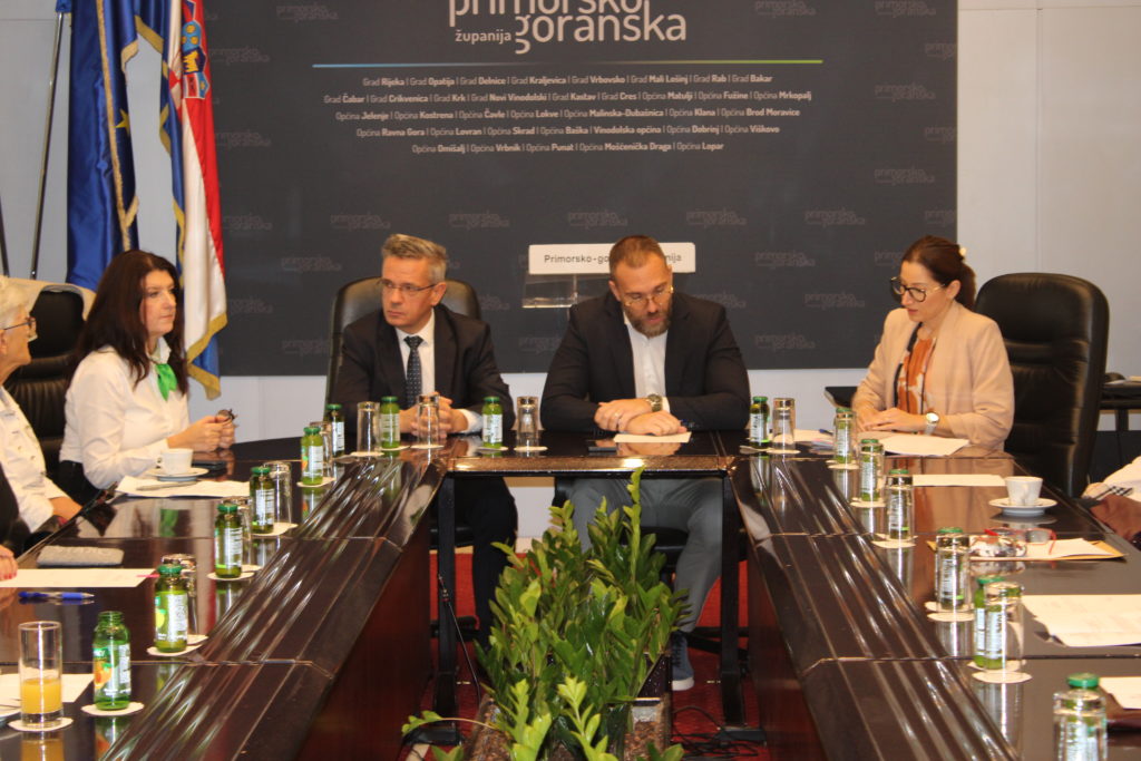 pgz prisega suci (10) pgz prisega suci (10)