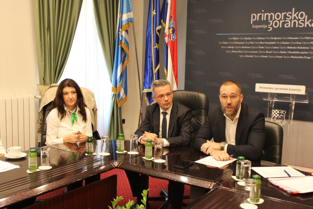 pgz prisega suci (4) pgz prisega suci (4)