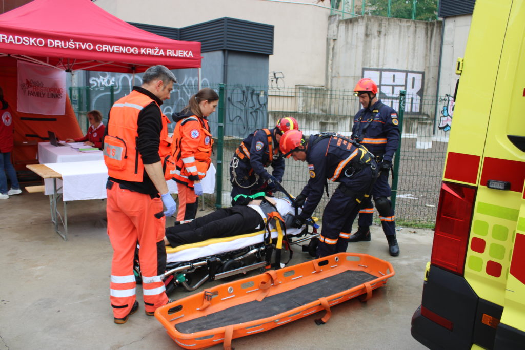 pgz vjezba vatrogasci (4) pgz vjezba vatrogasci (4)