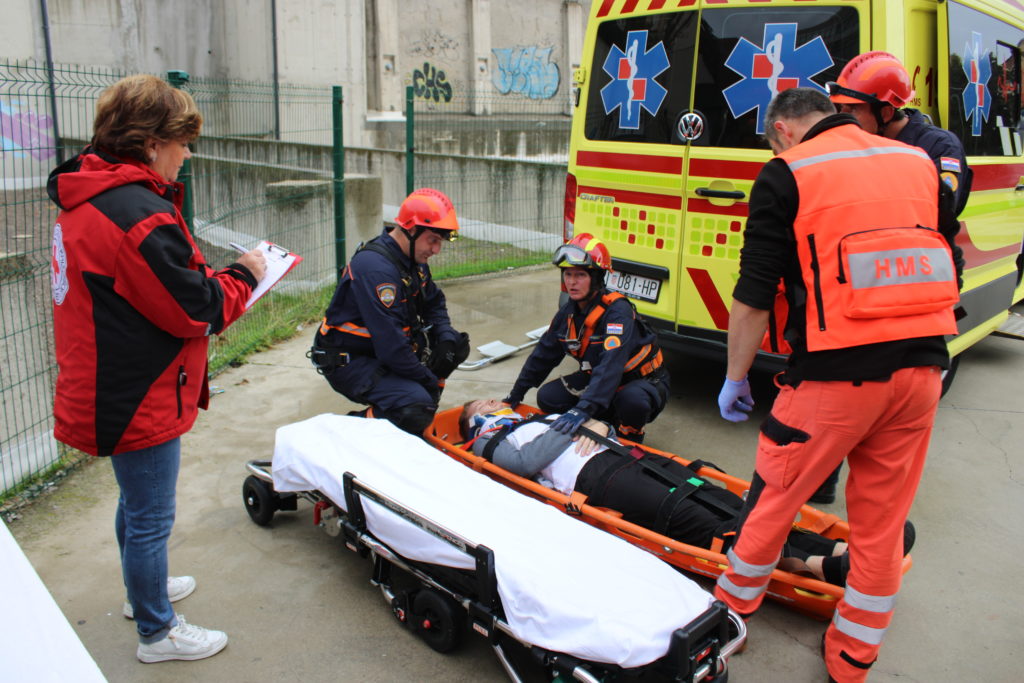 pgz vjezba vatrogasci (6) pgz vjezba vatrogasci (6)