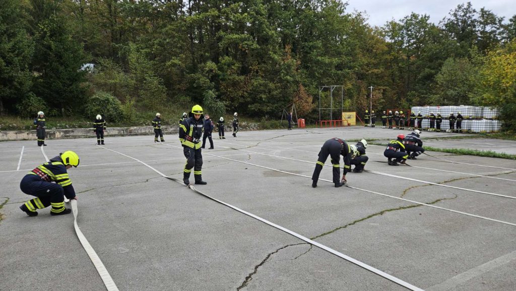 vatrogasci vatrogasni dom spajane (11) vatrogasci vatrogasni dom spajane (11)