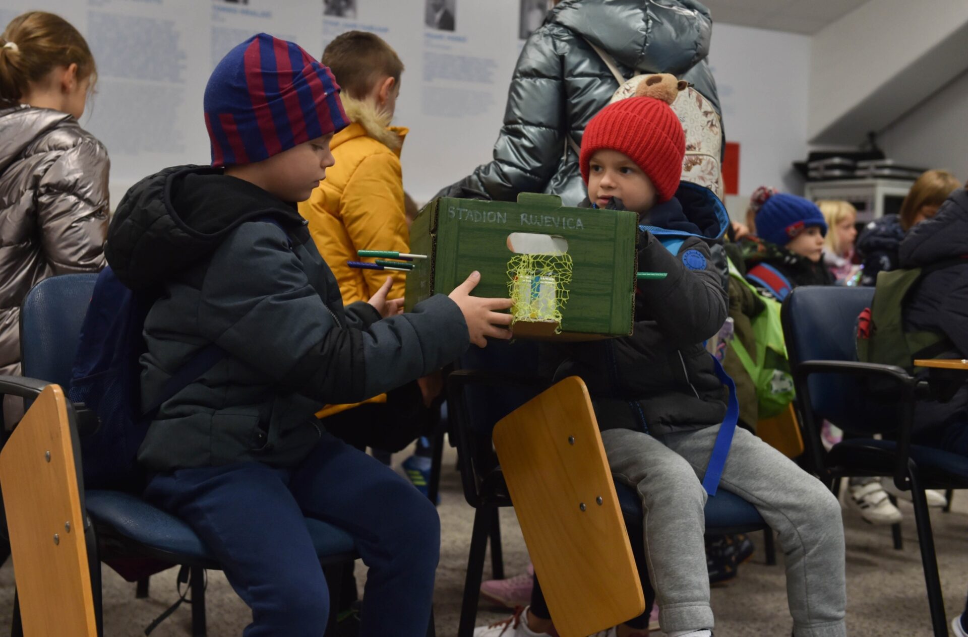 467568965_975443874612806_1690572071632002317_n