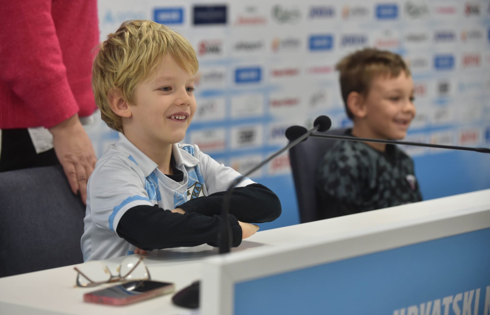 467610782_975444211279439_1876387838804284395_n