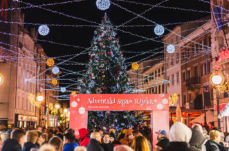 Advent Rijeka paljenje lampica-18