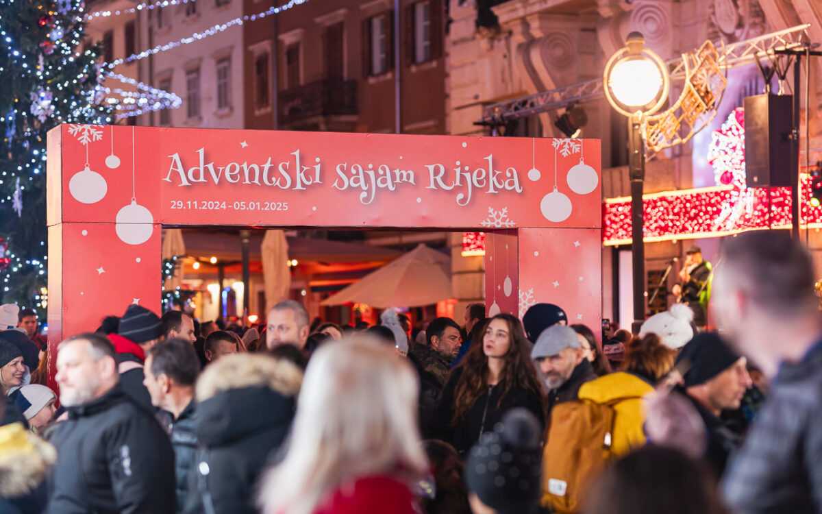 Advent Rijeka paljenje lampica-33