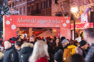 Advent Rijeka paljenje lampica-33