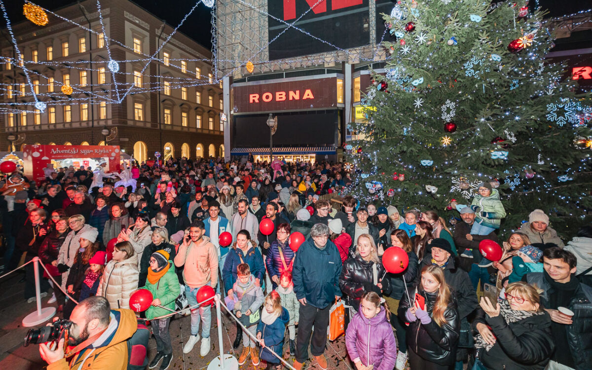 Advent Rijeka paljenje lampica-38