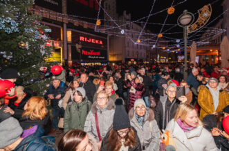 Advent Rijeka paljenje lampica-39