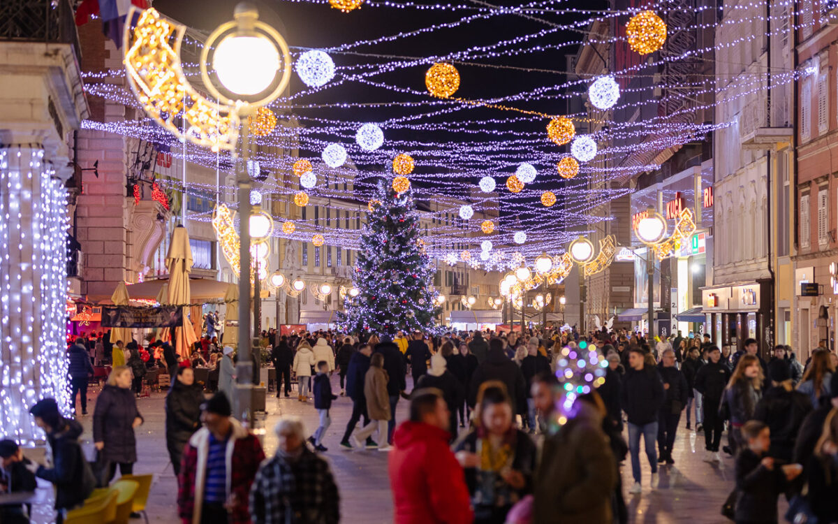 Advent Rijeka paljenje lampica-5