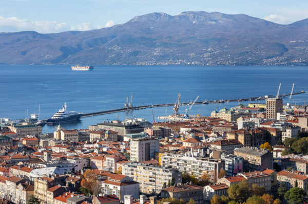 Ilustrativna Panorama Rijeka-24