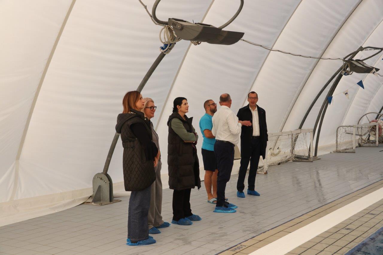 Obilazak-novog-balona-na-bazenu-za-skokove-u-vodu-14 Obilazak-novog-balona-na-bazenu-za-skokove-u-vodu-14