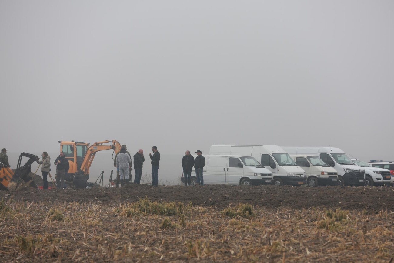 U blizini Vukovara otkrivena grobnica s posmrtnim ostatcima stradalih u Domovinskom ratu U blizini Vukovara otkrivena grobnica s posmrtnim ostatcima stradalih u Domovinskom ratu