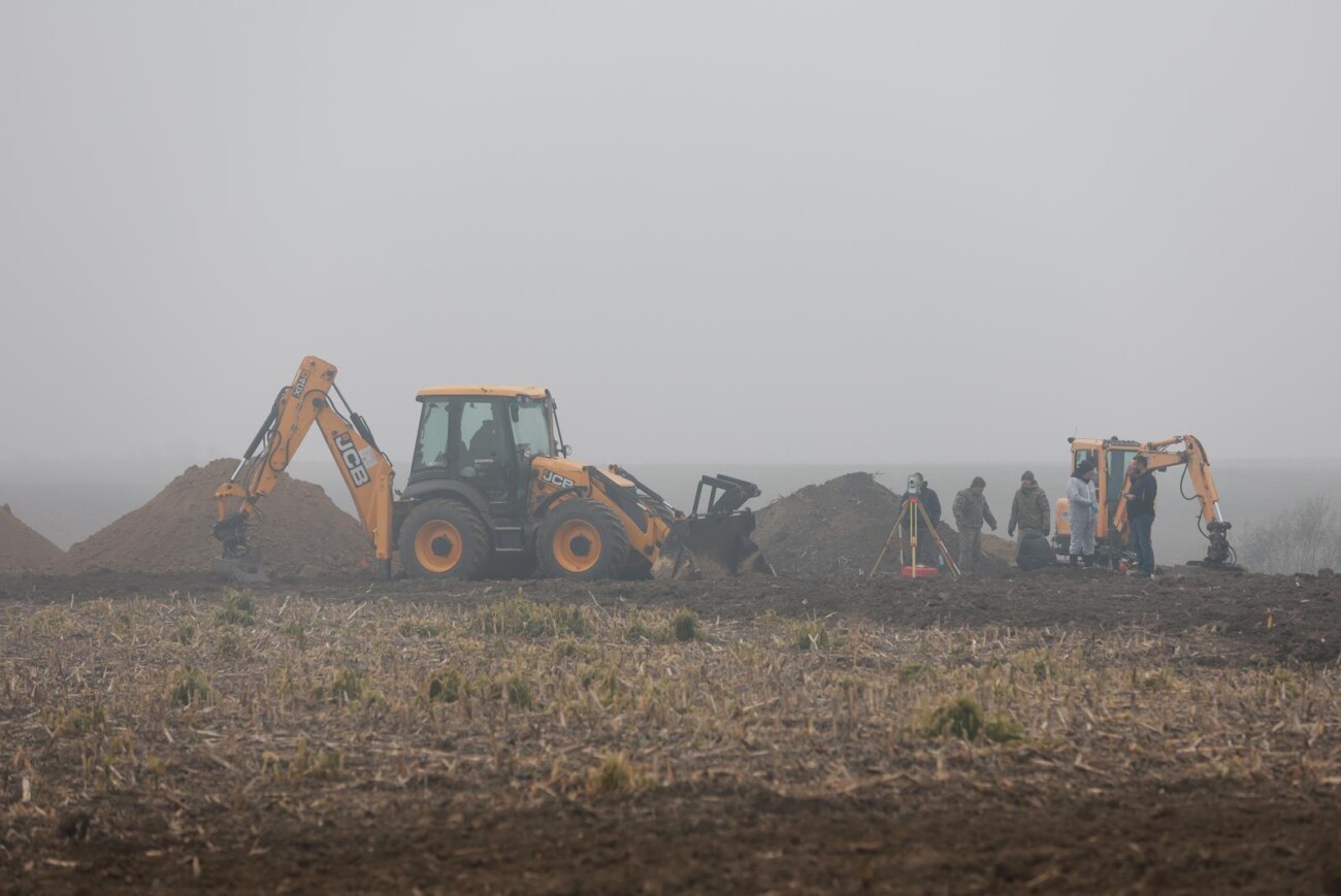 U blizini Vukovara otkrivena grobnica s posmrtnim ostatcima stradalih u Domovinskom ratu U blizini Vukovara otkrivena grobnica s posmrtnim ostatcima stradalih u Domovinskom ratu