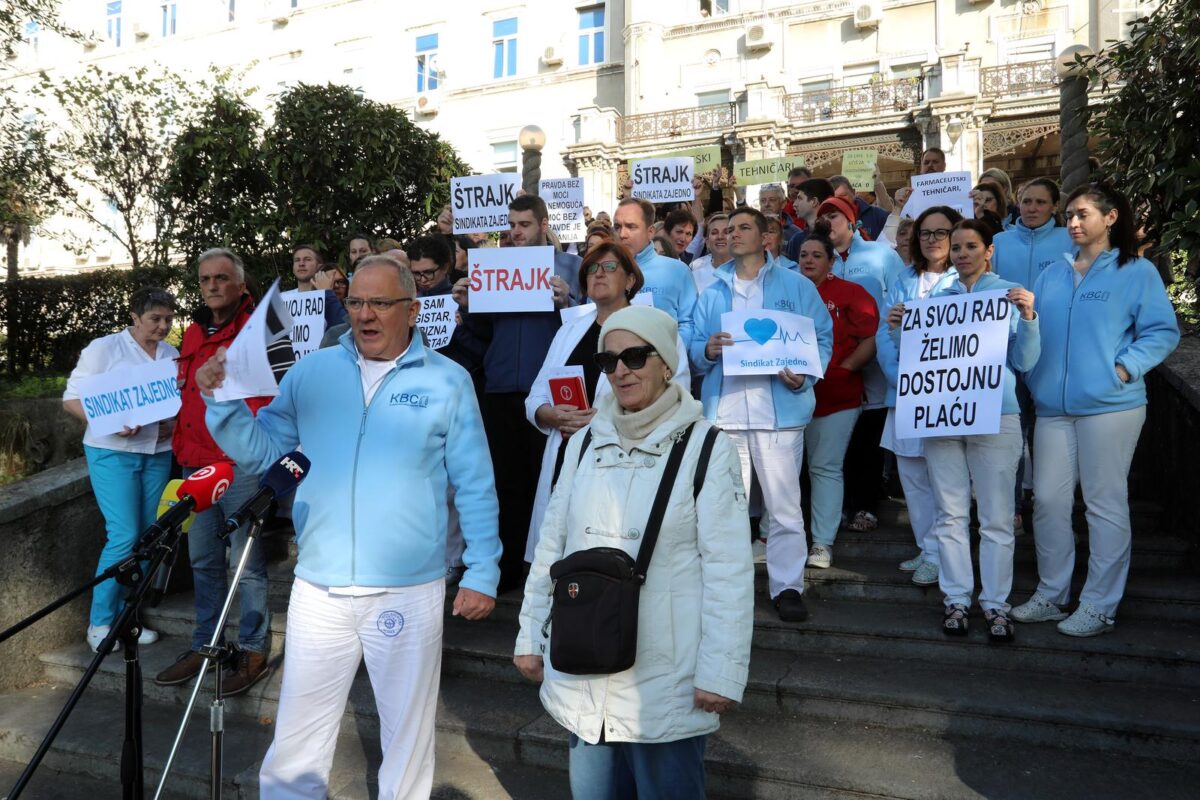 Rijeka: Štrajk medicinskih djelatnika u KBC-u Rijeka