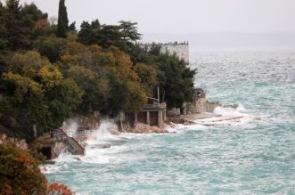 Rijeka: Jako jugo na moru pred Rijekom