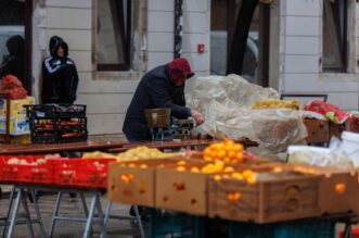 Rijeka: Kiša te jugo otežavaju rad na tržnici