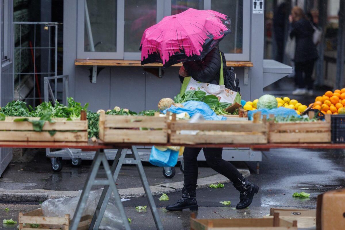 Rijeka: Kiša te jugo otežavaju rad na tržnici