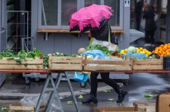 Rijeka: Kiša te jugo otežavaju rad na tržnici