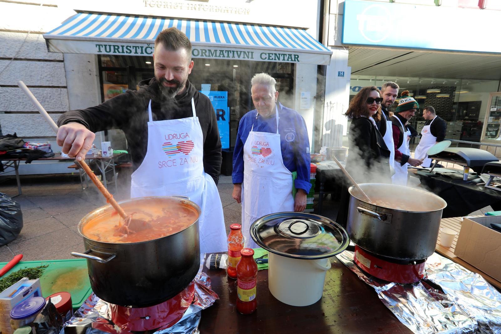 Rijeka: Riječki kuhari kuhaju za Melitu Maslak Rijeka: Riječki kuhari kuhaju za Melitu Maslak