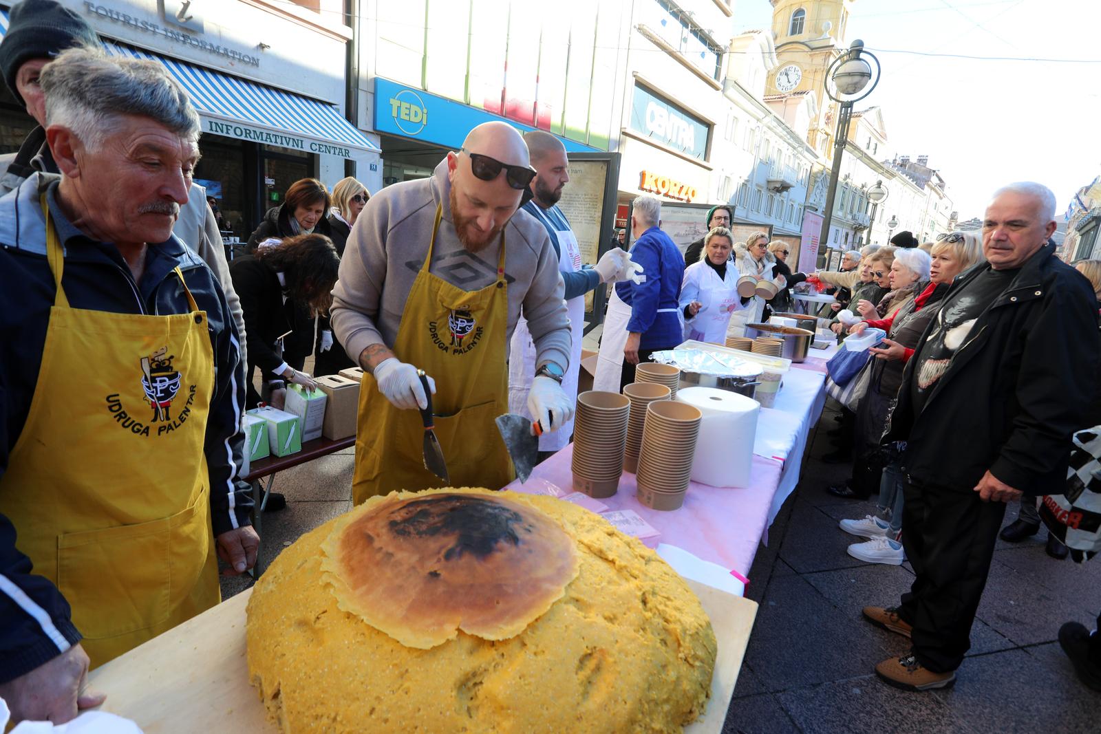 Rijeka: Riječki kuhari kuhaju za Melitu Maslak Rijeka: Riječki kuhari kuhaju za Melitu Maslak