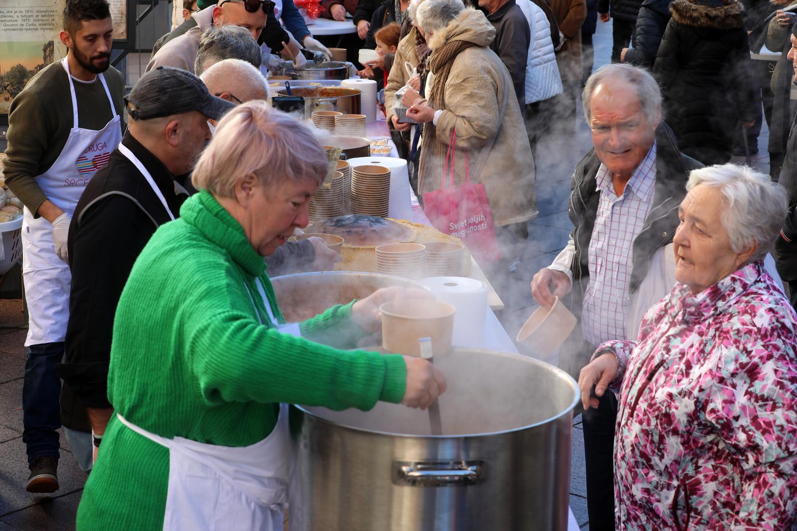 Rijeka: Rije?ki kuhari kuhaju za Melitu Maslak Rijeka: Rije?ki kuhari kuhaju za Melitu Maslak