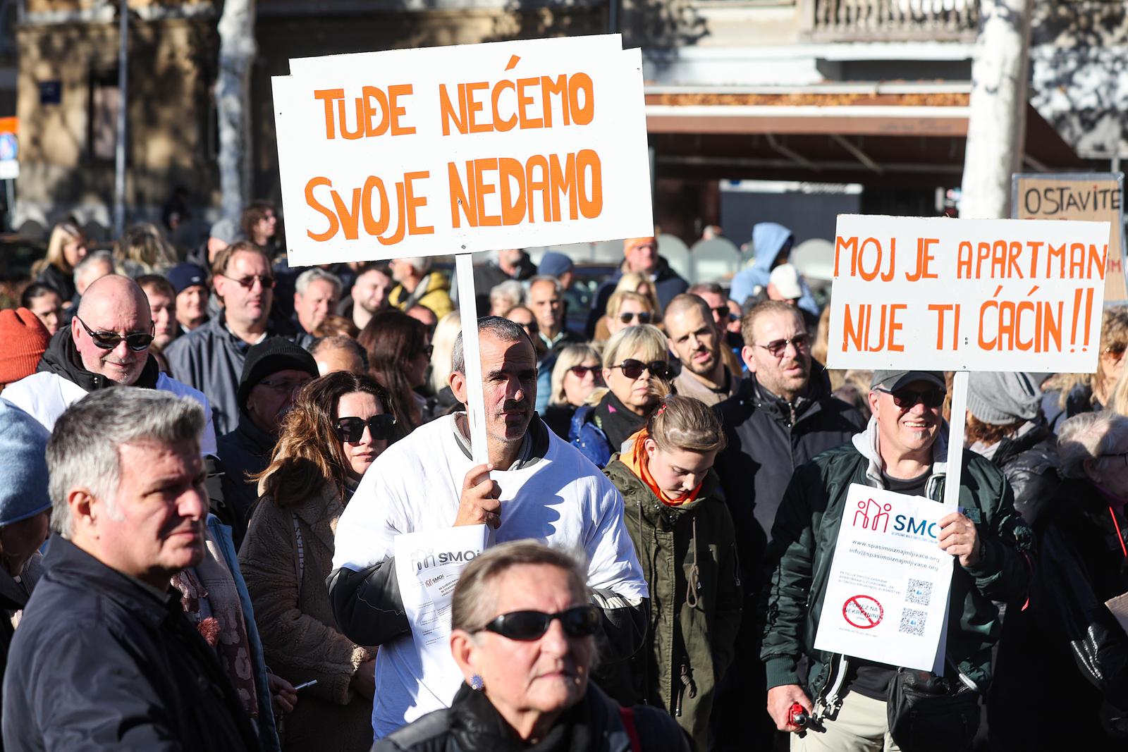 Zagreb: Prosvjed inicijative “Spasimo male obiteljske iznajmljivače”