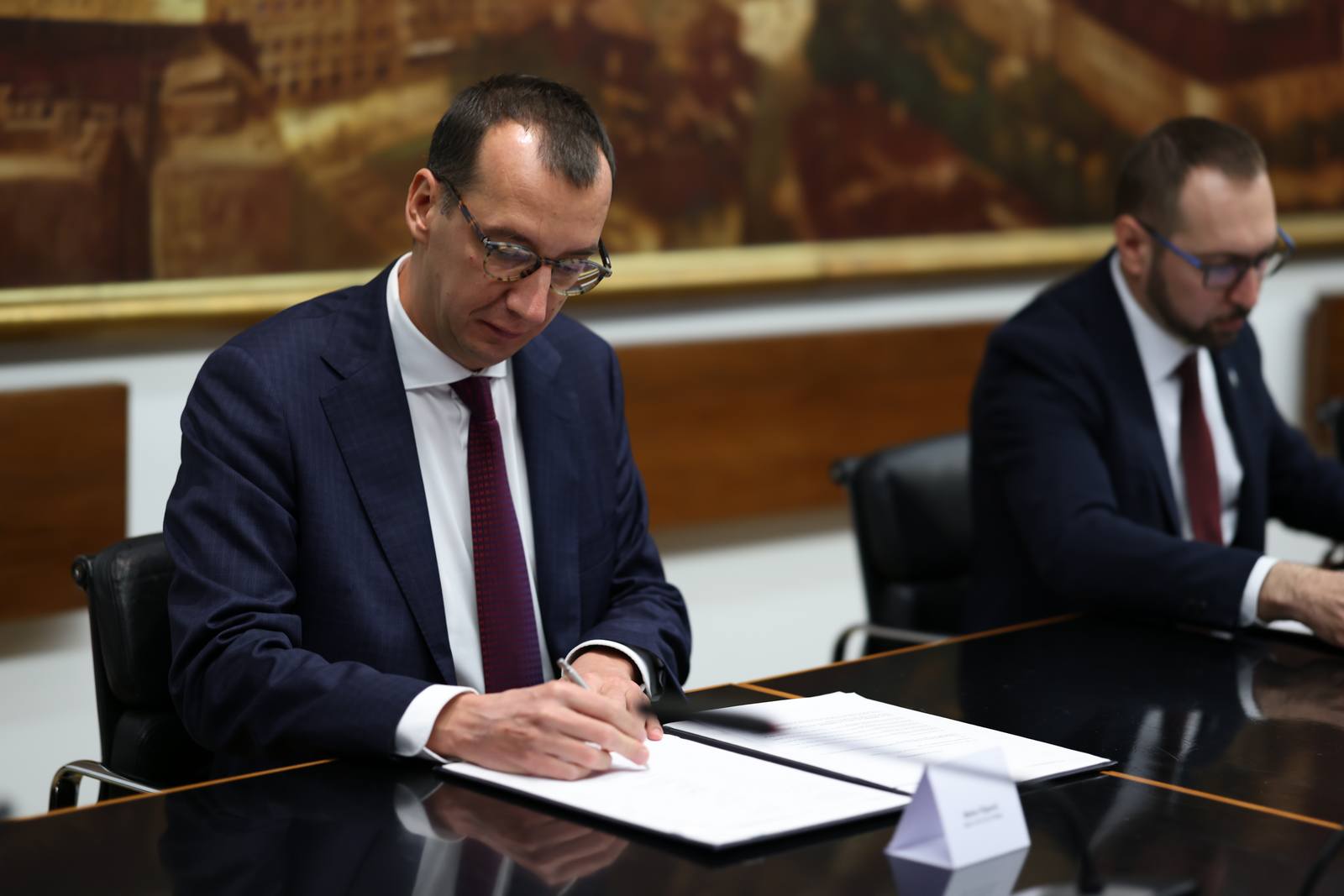 Potpis-sporazuma-s-EIB-2 Potpis-sporazuma-s-EIB-2