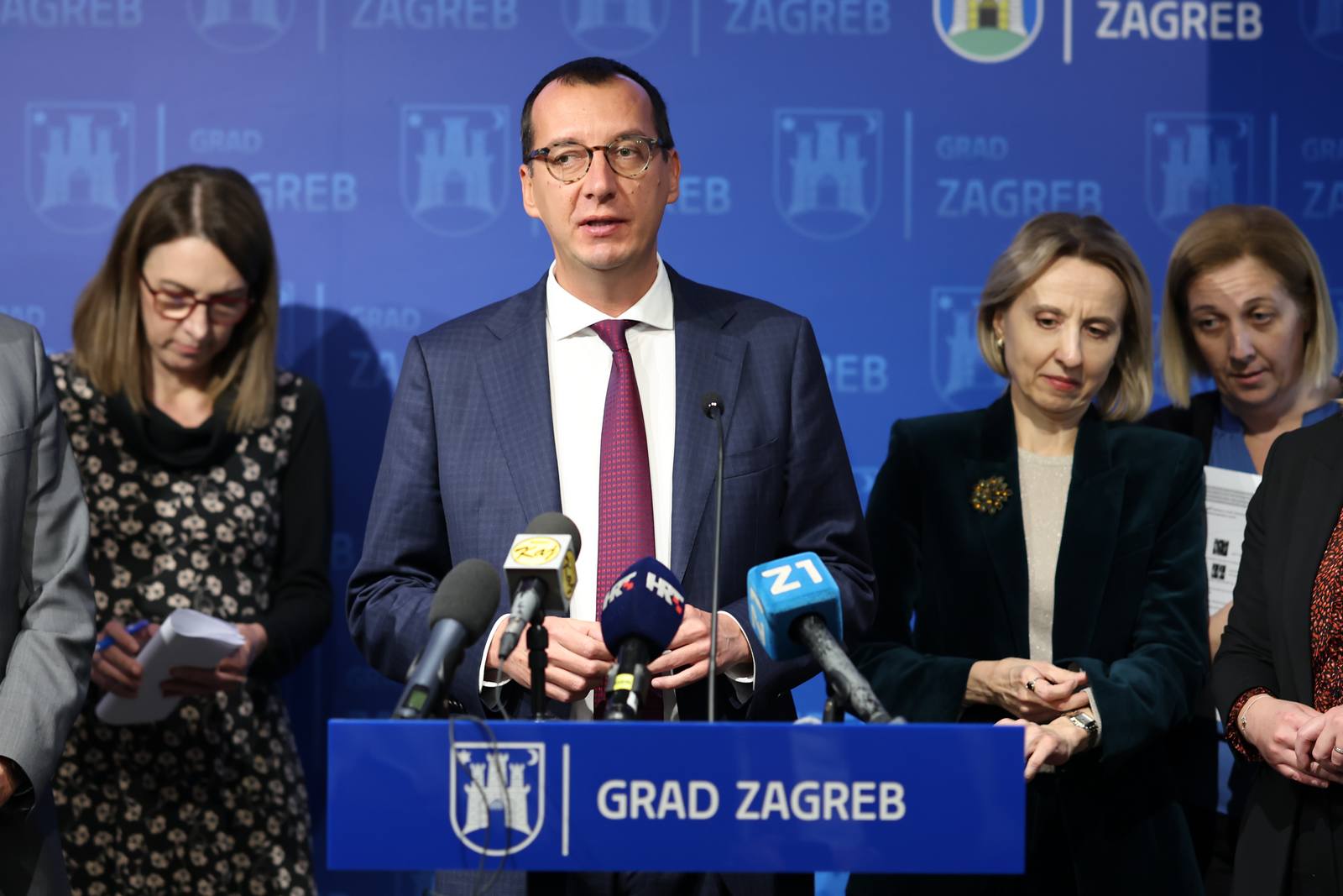 Potpis-sporazuma-s-EIB-3 Potpis-sporazuma-s-EIB-3