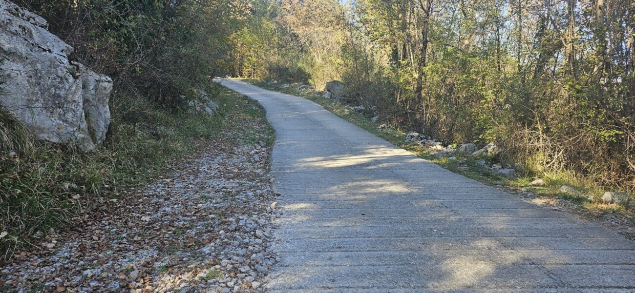 opatija dobrec cesta (4) opatija dobrec cesta (4)