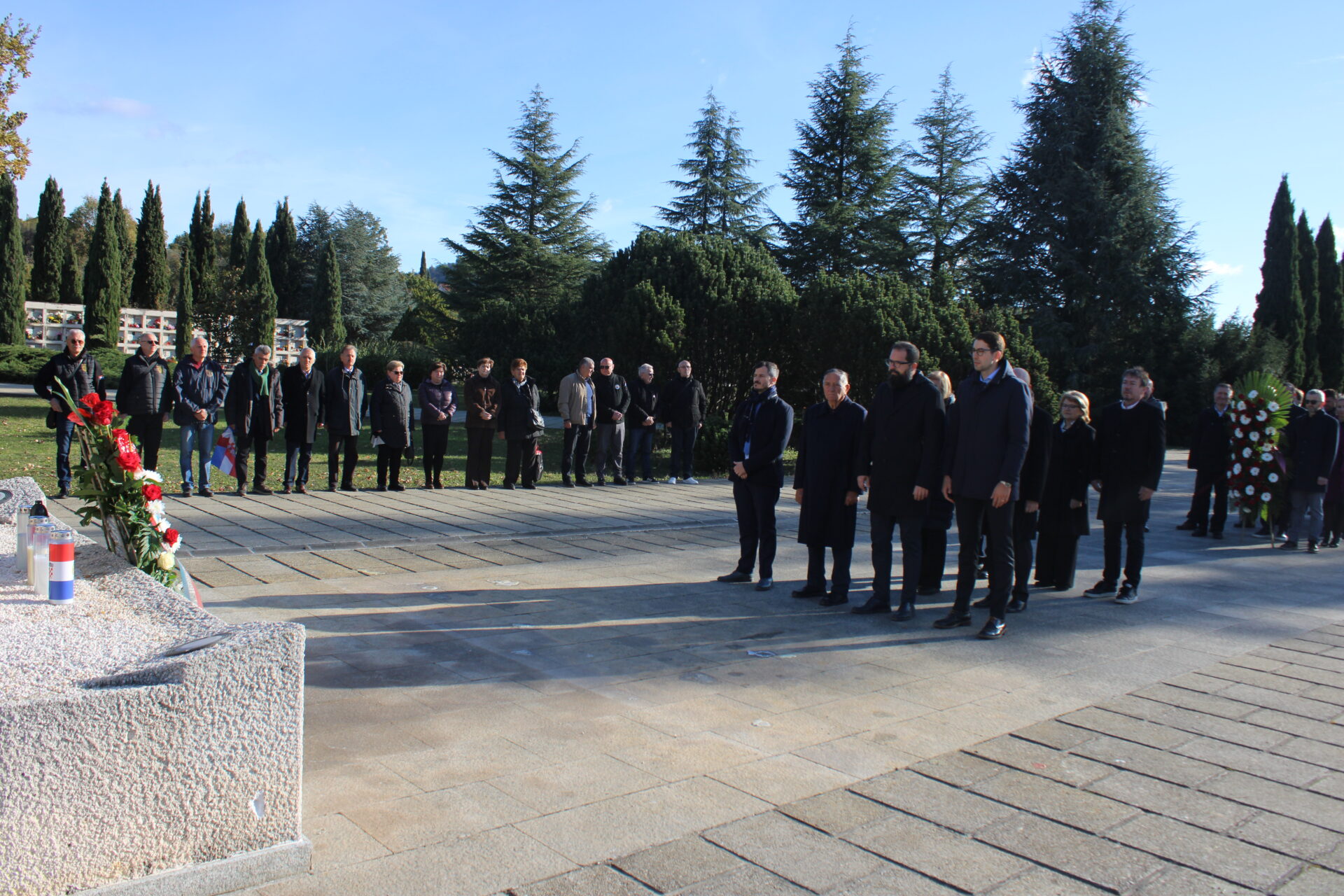 pgz polaganje vijenaca (41) pgz polaganje vijenaca (41)