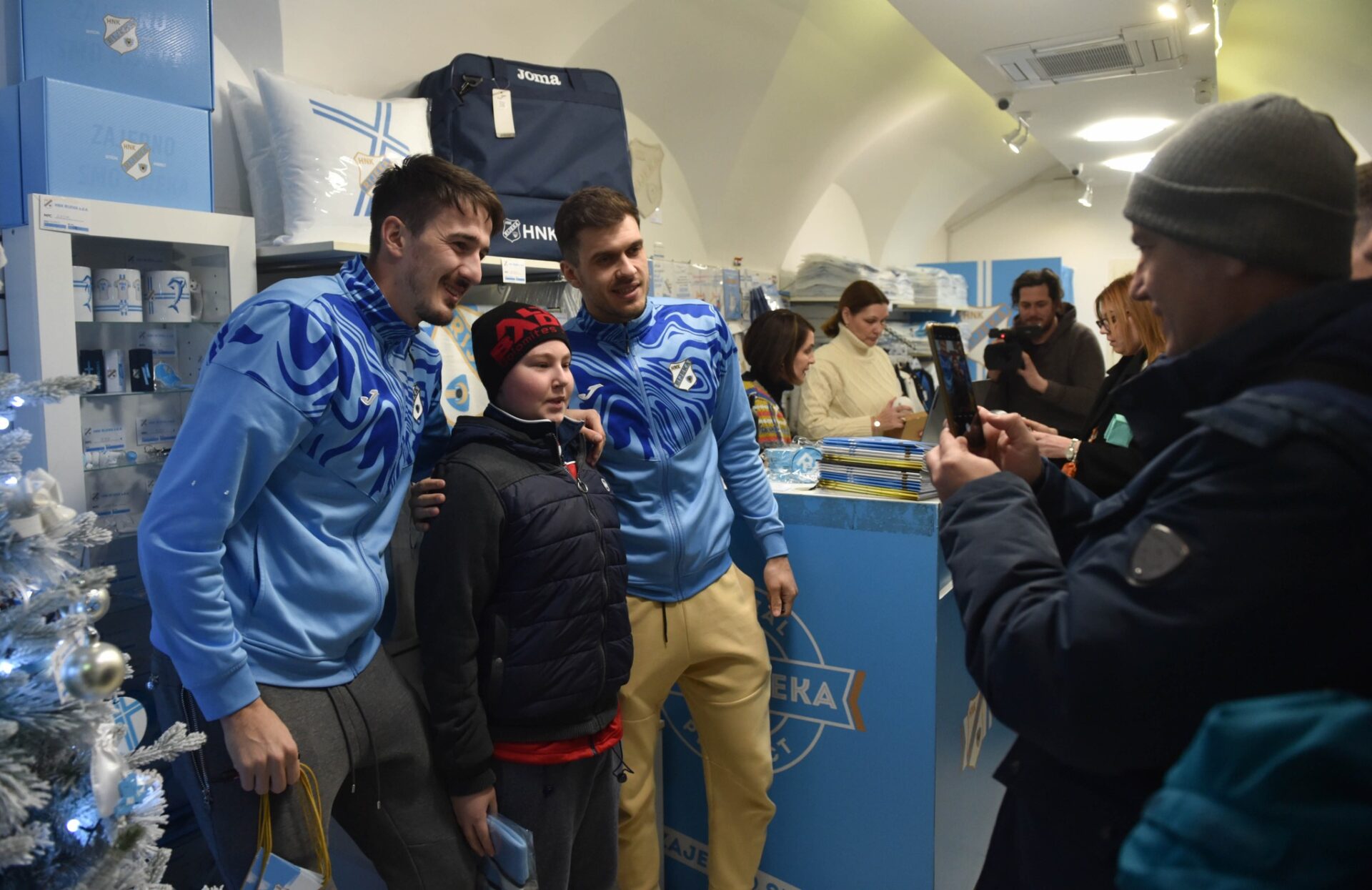 469313597_986196743537519_7846982396840188441_n 469313597_986196743537519_7846982396840188441_n