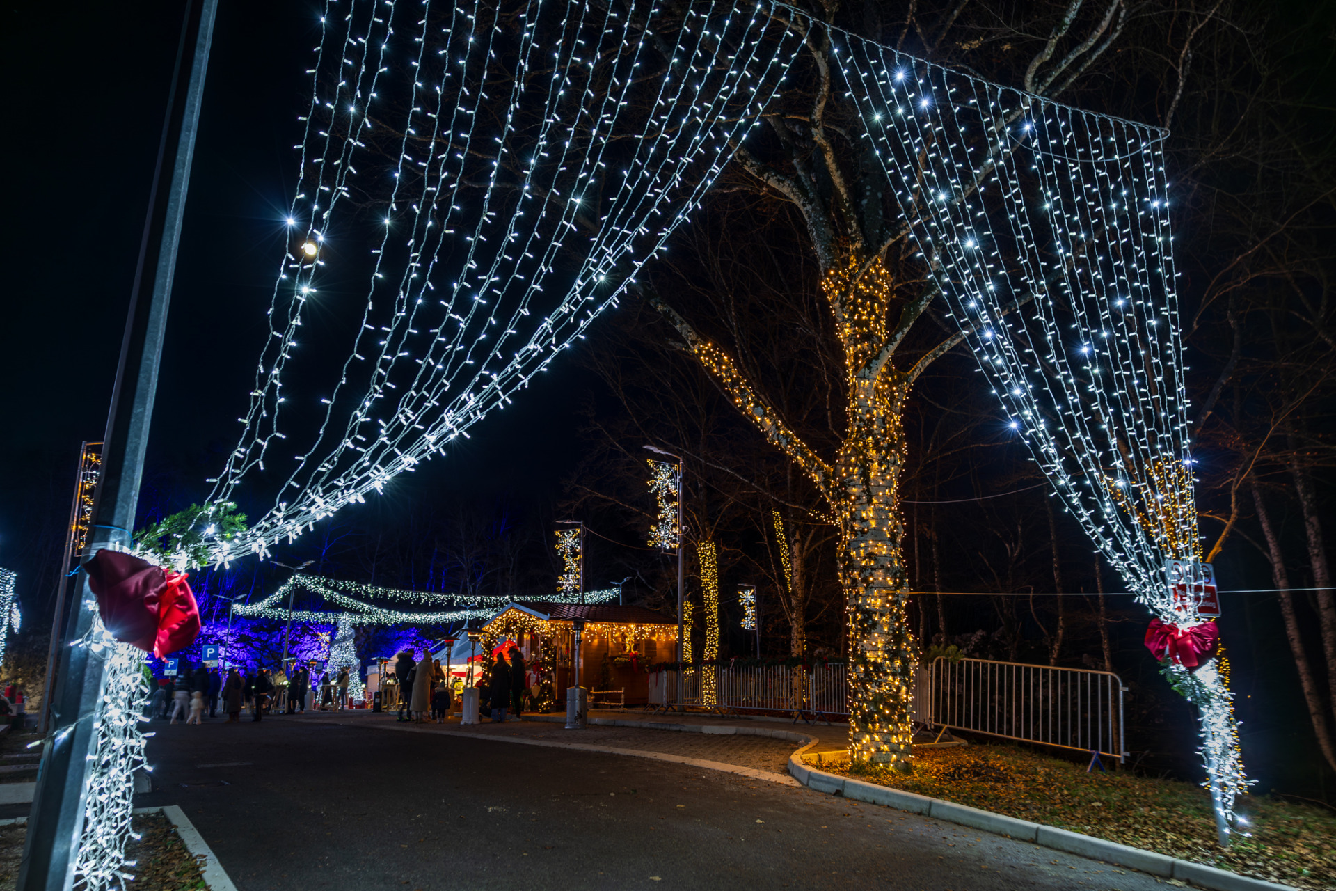 BozicnaBajka2024_PrviDan_OtvorenjeCijeliAlbum_MarinCukVurnekEVENTography (119 of 172) BozicnaBajka2024_PrviDan_OtvorenjeCijeliAlbum_MarinCukVurnekEVENTography (119 of 172)