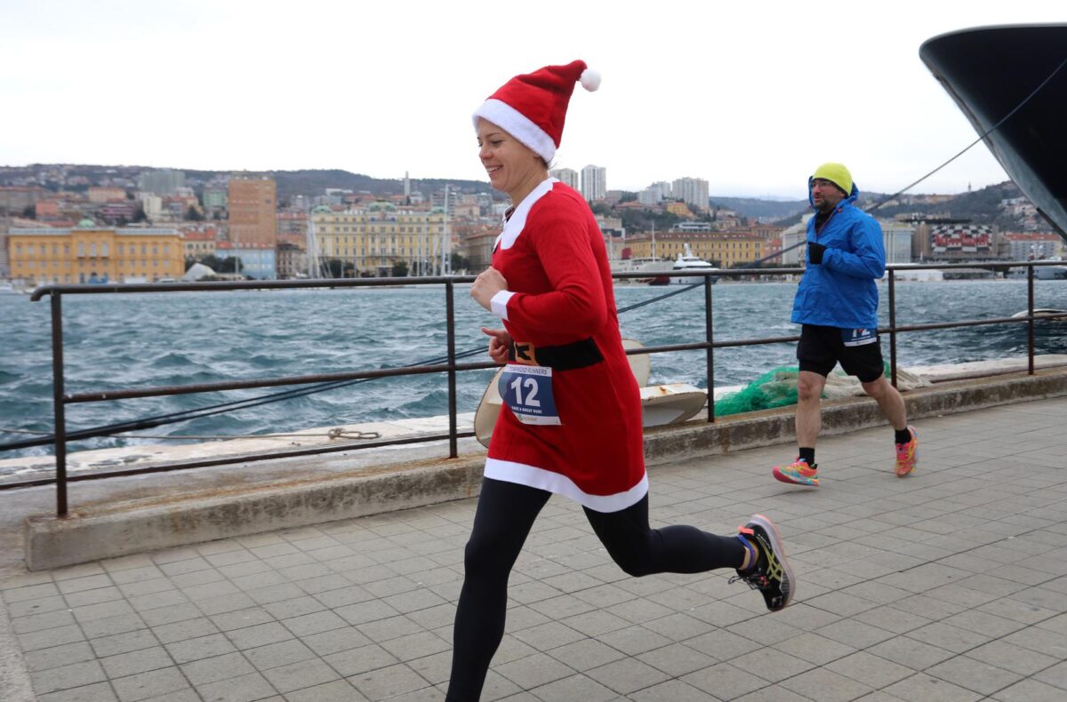 Rijeka: HoHoHo Run 2024 utrka održana je na Mololongu