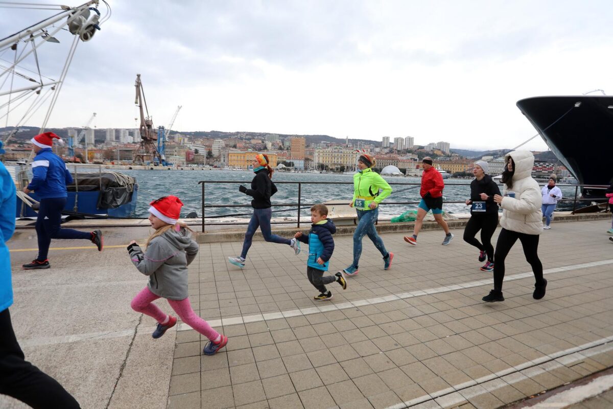 Rijeka: HoHoHo Run 2024 utrka odrana je na Mololongu