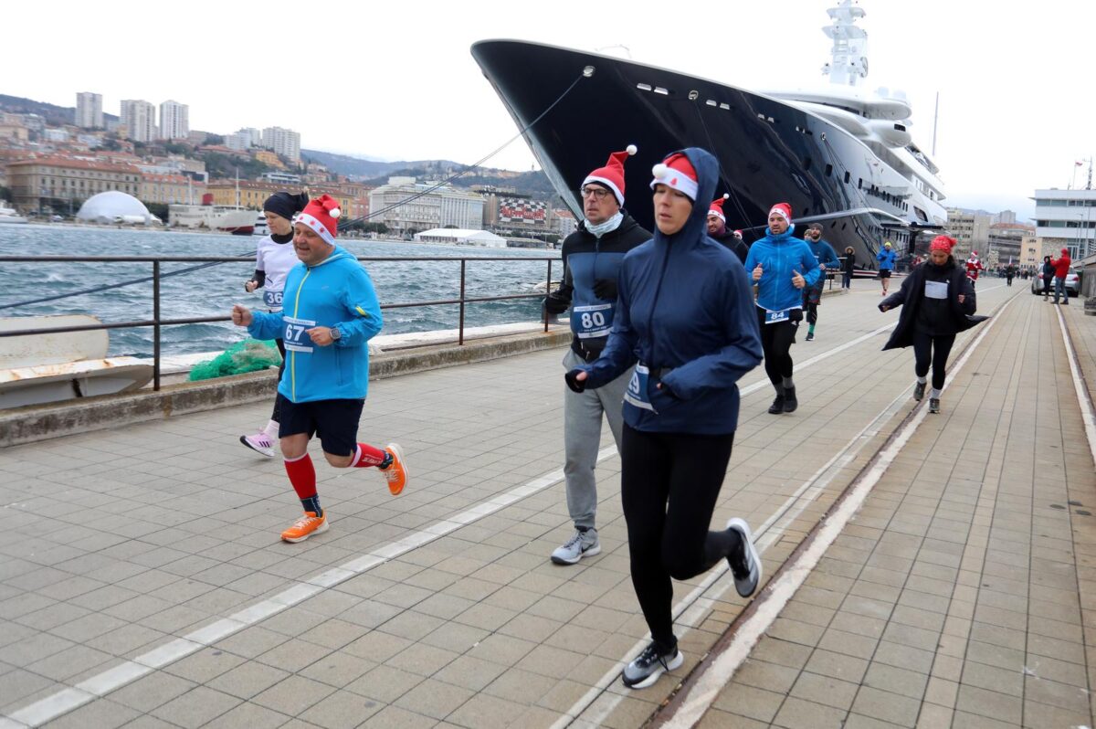 Rijeka: HoHoHo Run 2024 utrka odrana je na Mololongu