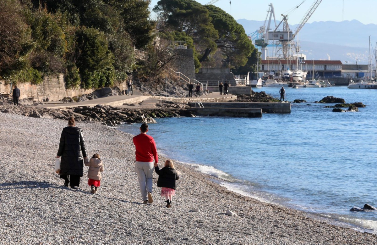 Rijeka: Gra?ani u etnji na plai Kantrida