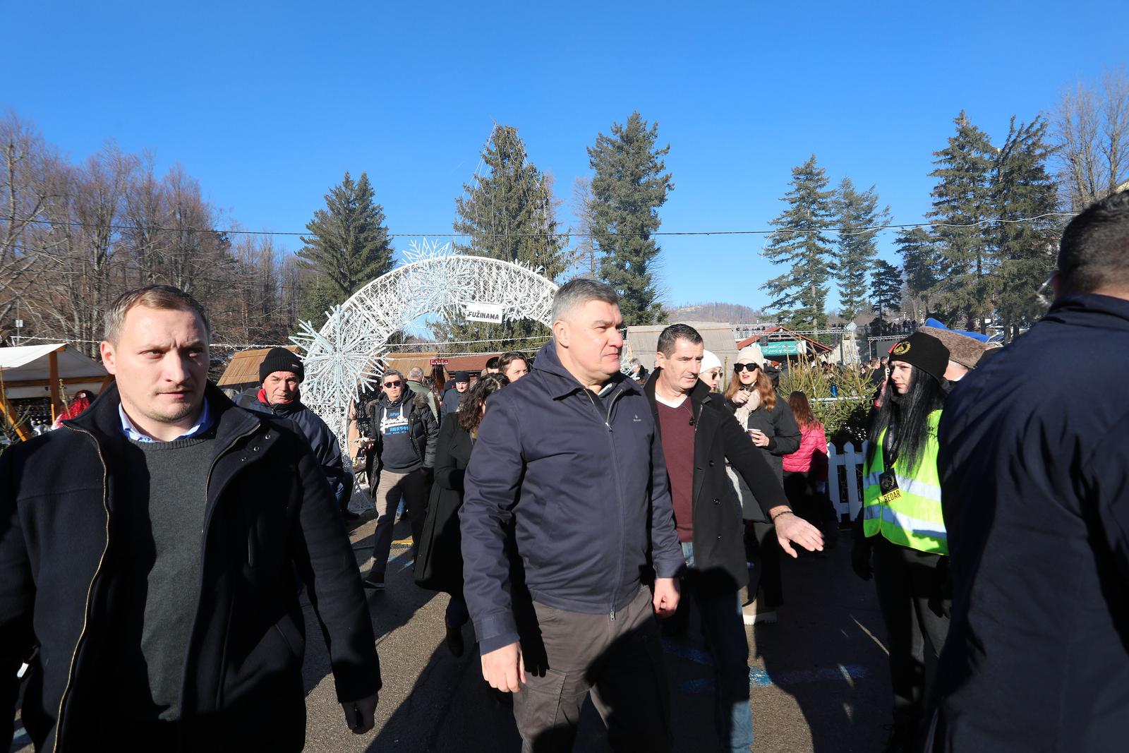 Fuine: Do?ek Nove godine u podne Fuine: Do?ek Nove godine u podne