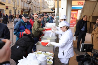 Tradicionalna-Gastrofešta-na-Badnjak-11