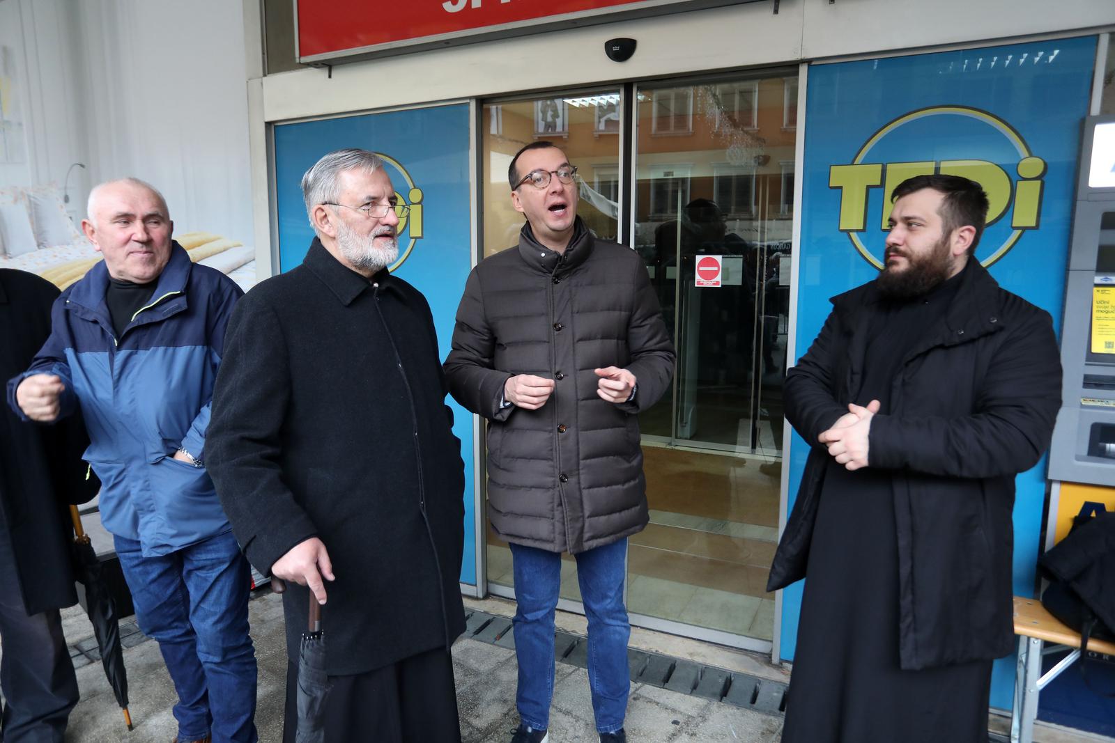 Rijeka: Proslava Badnjaka po julijanskom kalendaru Rijeka: Proslava Badnjaka po julijanskom kalendaru