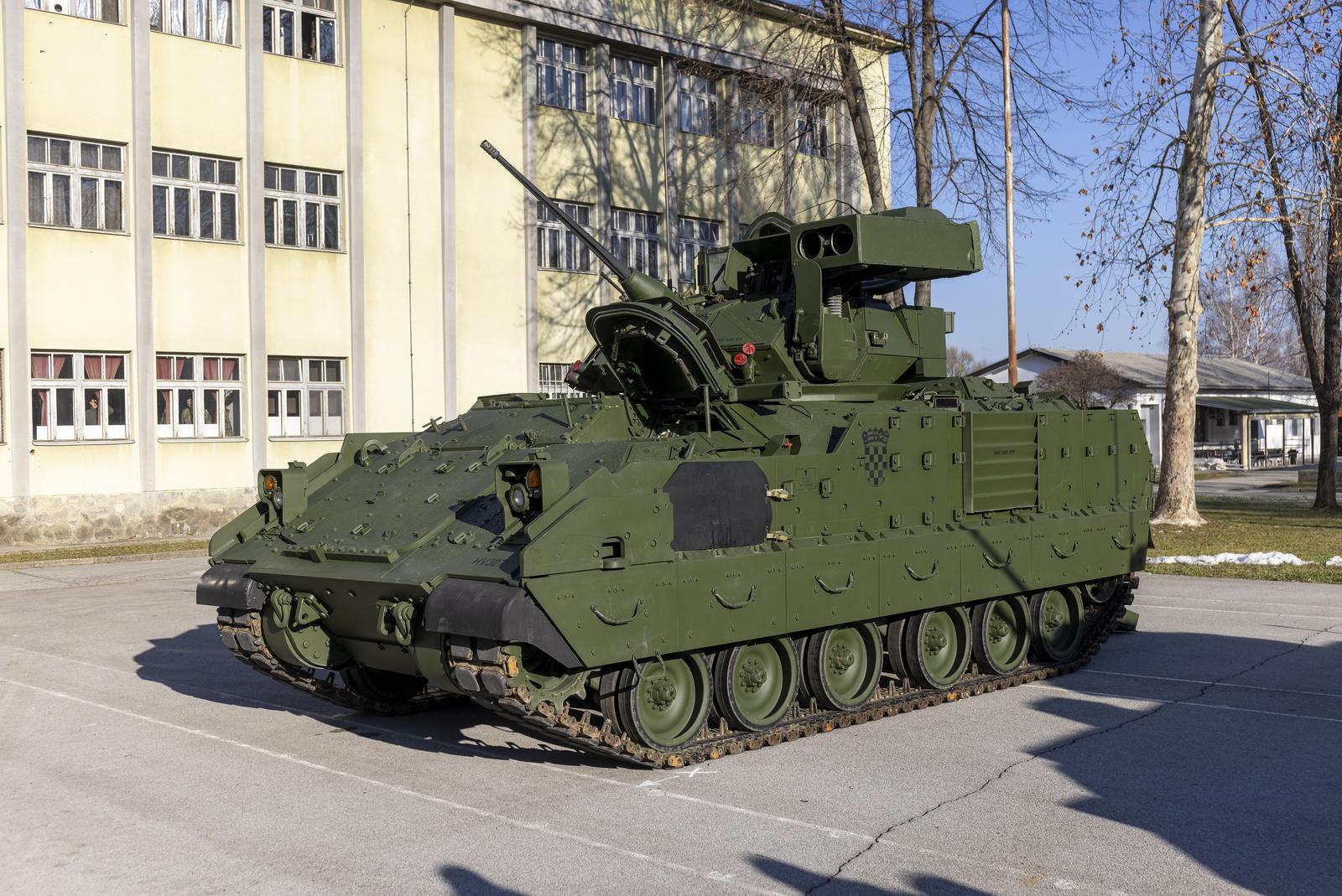 Našice: Svečana primopredaja prvih borbenih vozila Bradley Našice: Svečana primopredaja prvih borbenih vozila Bradley