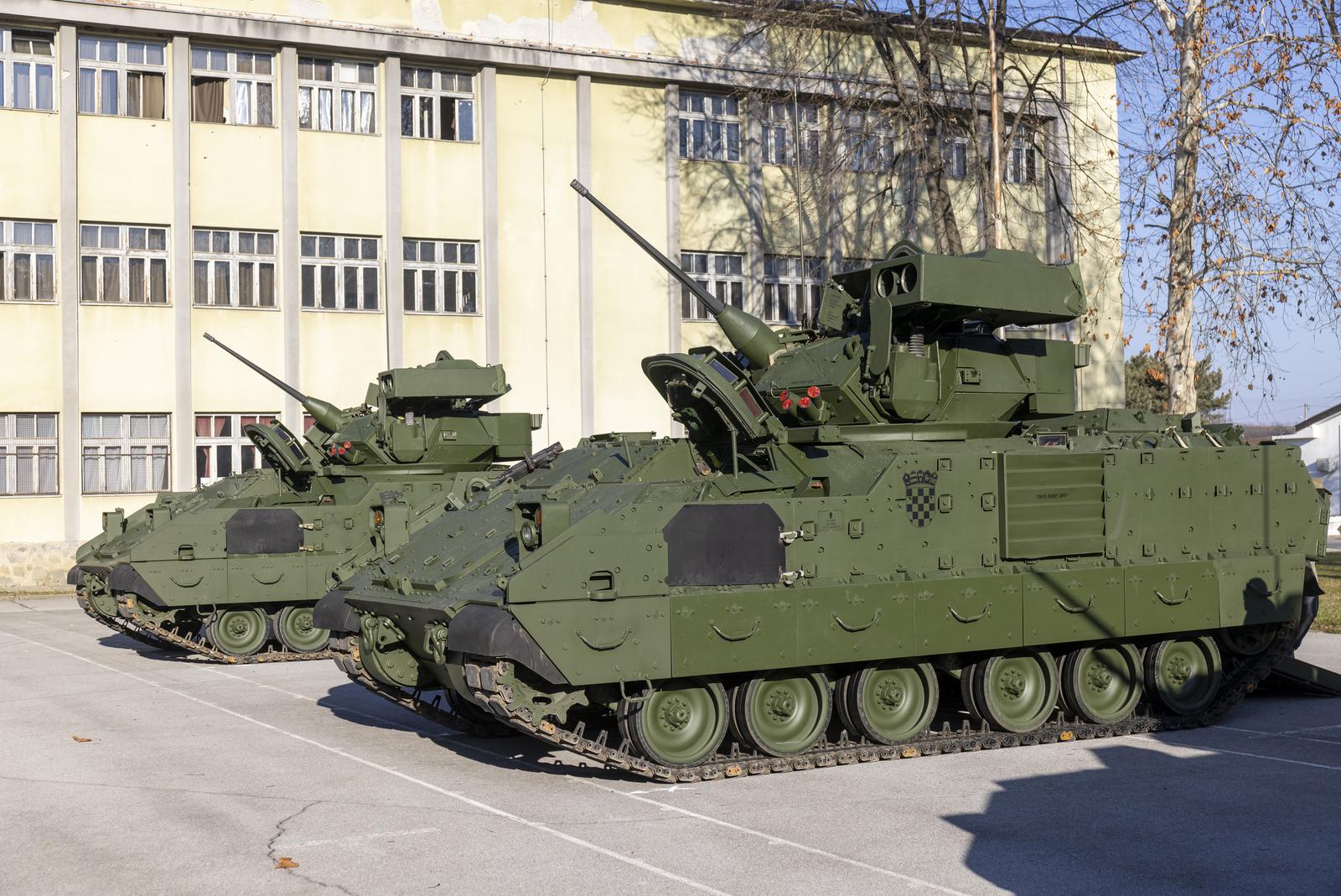 Našice: Svečana primopredaja prvih borbenih vozila Bradley Našice: Svečana primopredaja prvih borbenih vozila Bradley