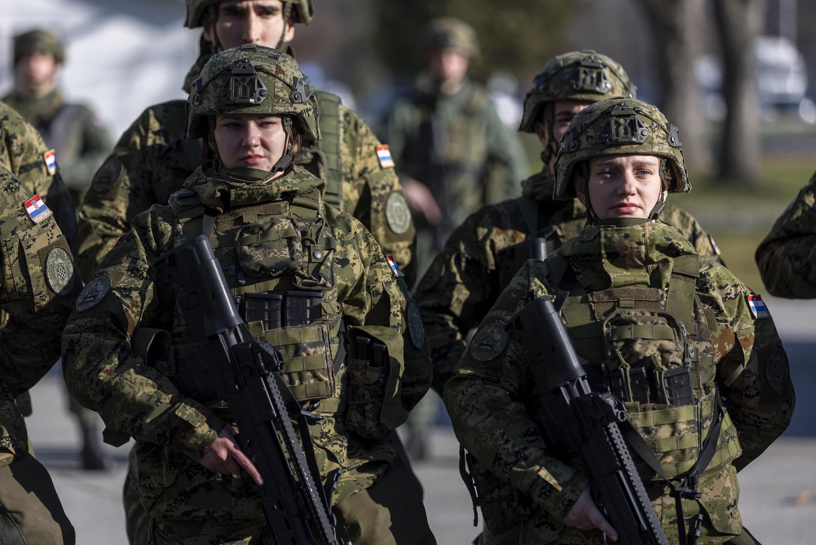 Našice: Svečana primopredaja prvih borbenih vozila Bradley Našice: Svečana primopredaja prvih borbenih vozila Bradley