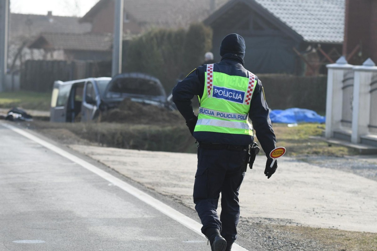 Pitomača: U prometnoj nesreći poginule dvije osobe