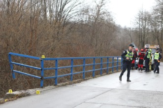 Karlovac: U slijetanju automobila smrtno stradala jedna osoba