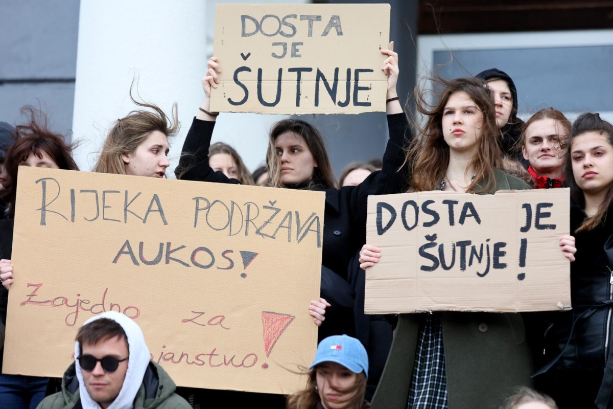 Rijeka: Studenti prosvjeduju protiv nasilja na fakultetu u Osijeku